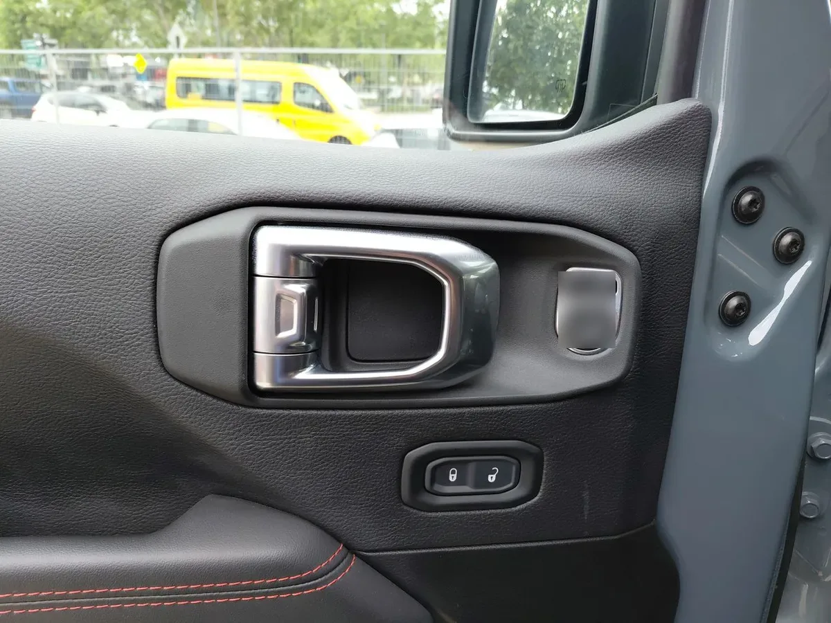 Jeep Wrangler 2.0 Rubicon 4wd At 4p año 2026