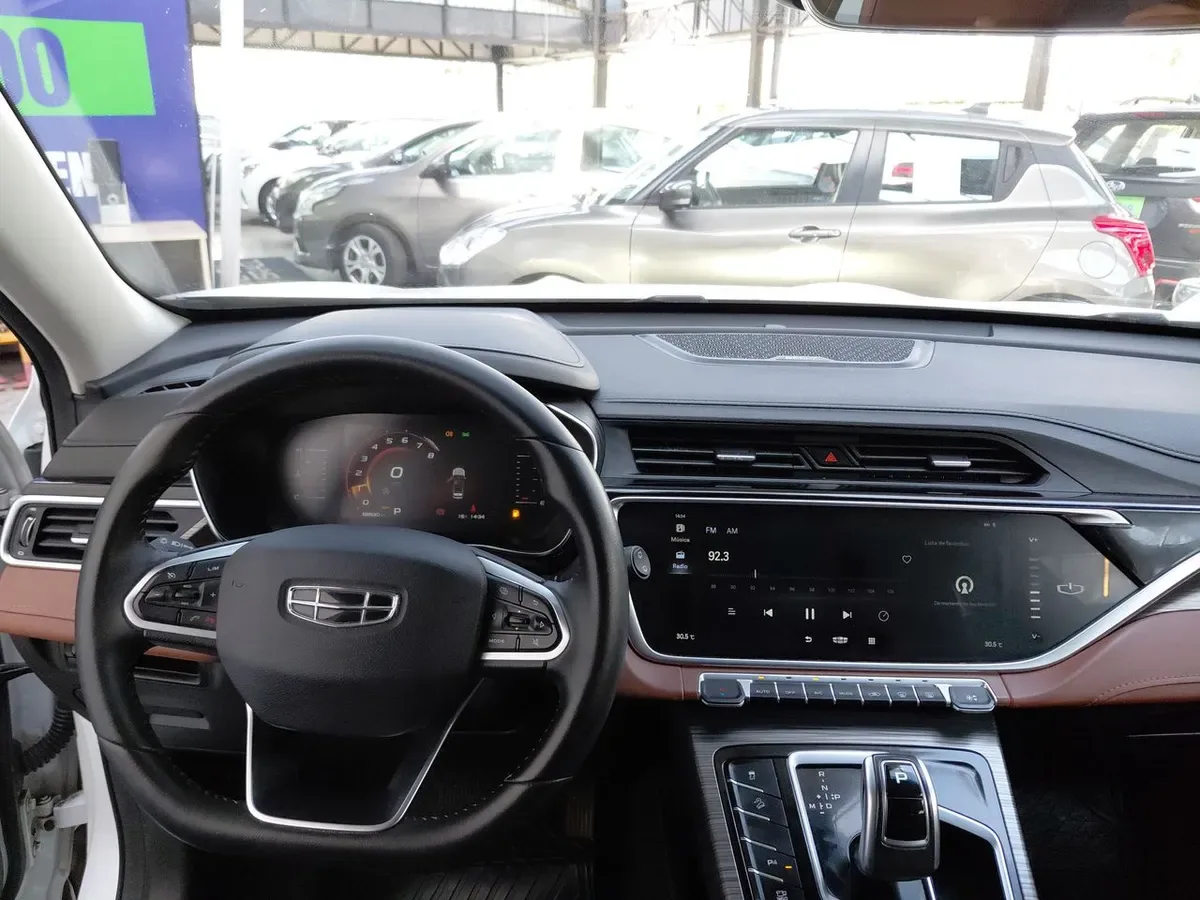 Geely Azkarra 1.5t Luxury 4x4 Dct 7at 5p año 2022