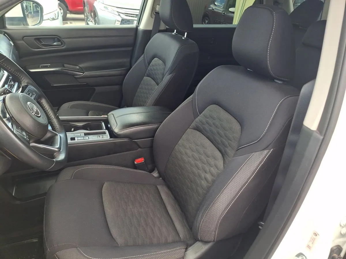 Nissan Pathfinder 3.5 Sense 2wd Cvt At 5p año 2024