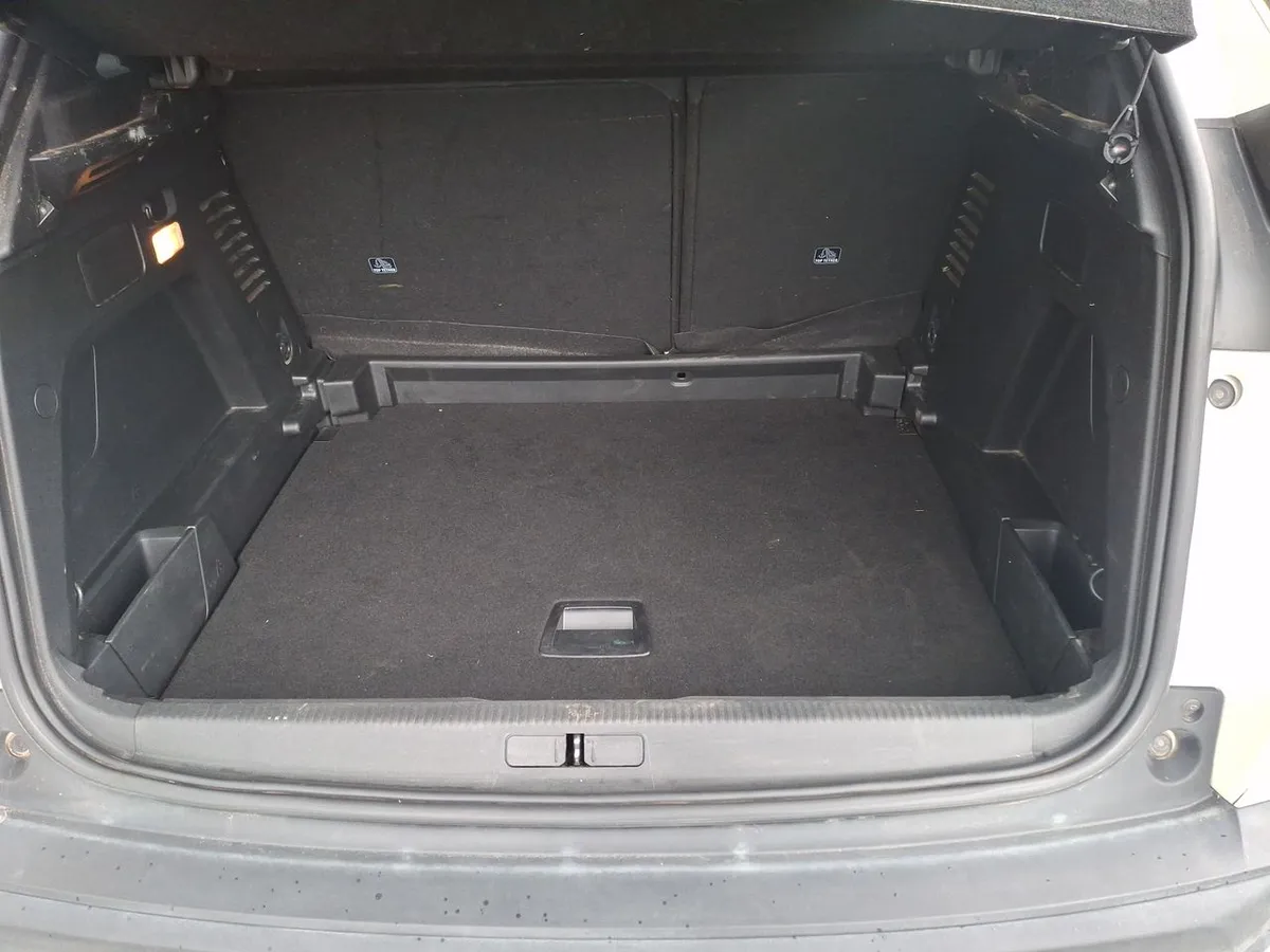 Peugeot 3008 1.2 Active Pack Puretech 130 4x2 Mt6 5p año 2023