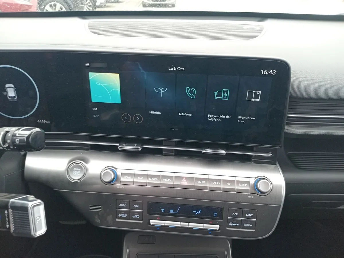 Hyundai Kona 1.6 Sx2 Design Hybrid 4x2 At 5p año 2026