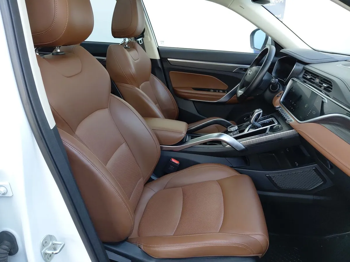 Geely Azkarra 1.5t Luxury 4x4 Dct 7at 5p año 2022