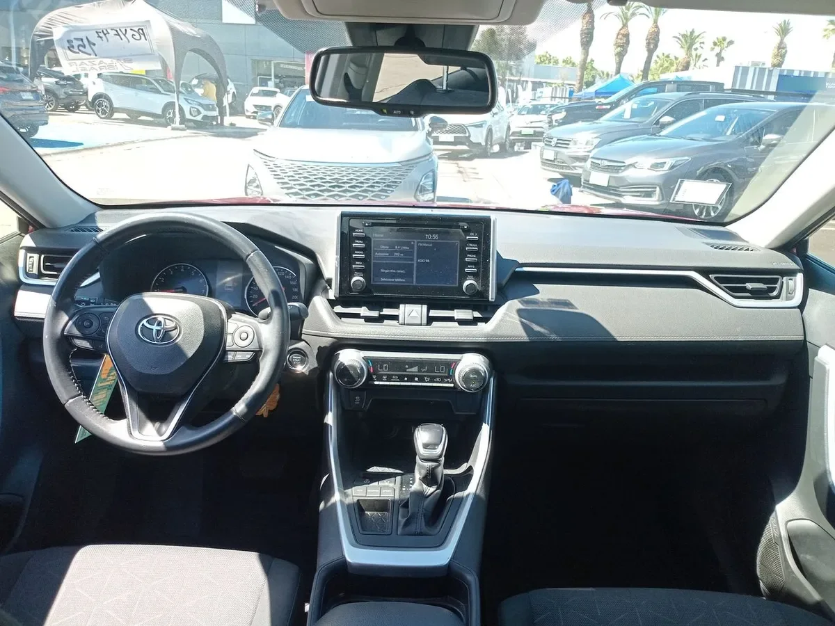 Toyota Rav 4 2.0 Xle 4x2 A20xle2c Cvt At 5p año 2021
