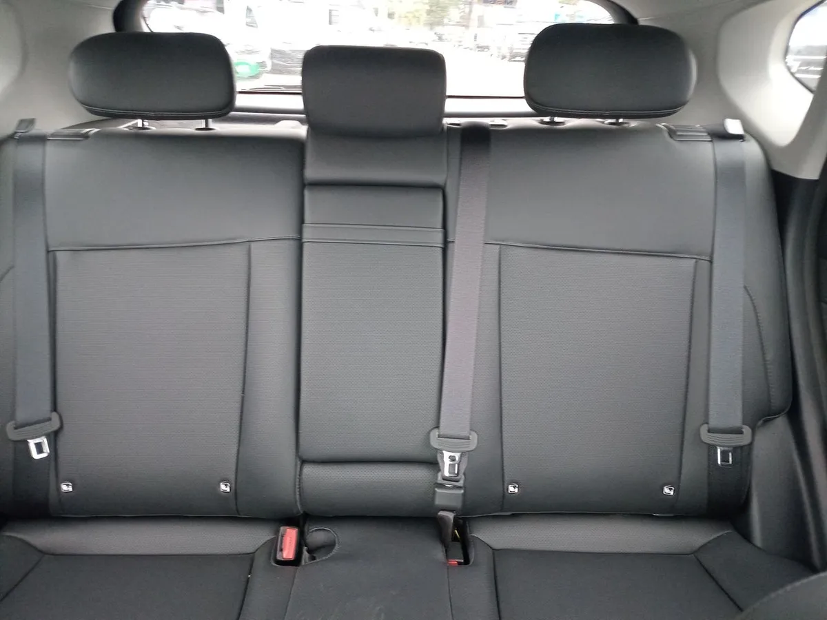 Hyundai Kona 1.6 Sx2 Design Hybrid 4x2 At 5p año 2026