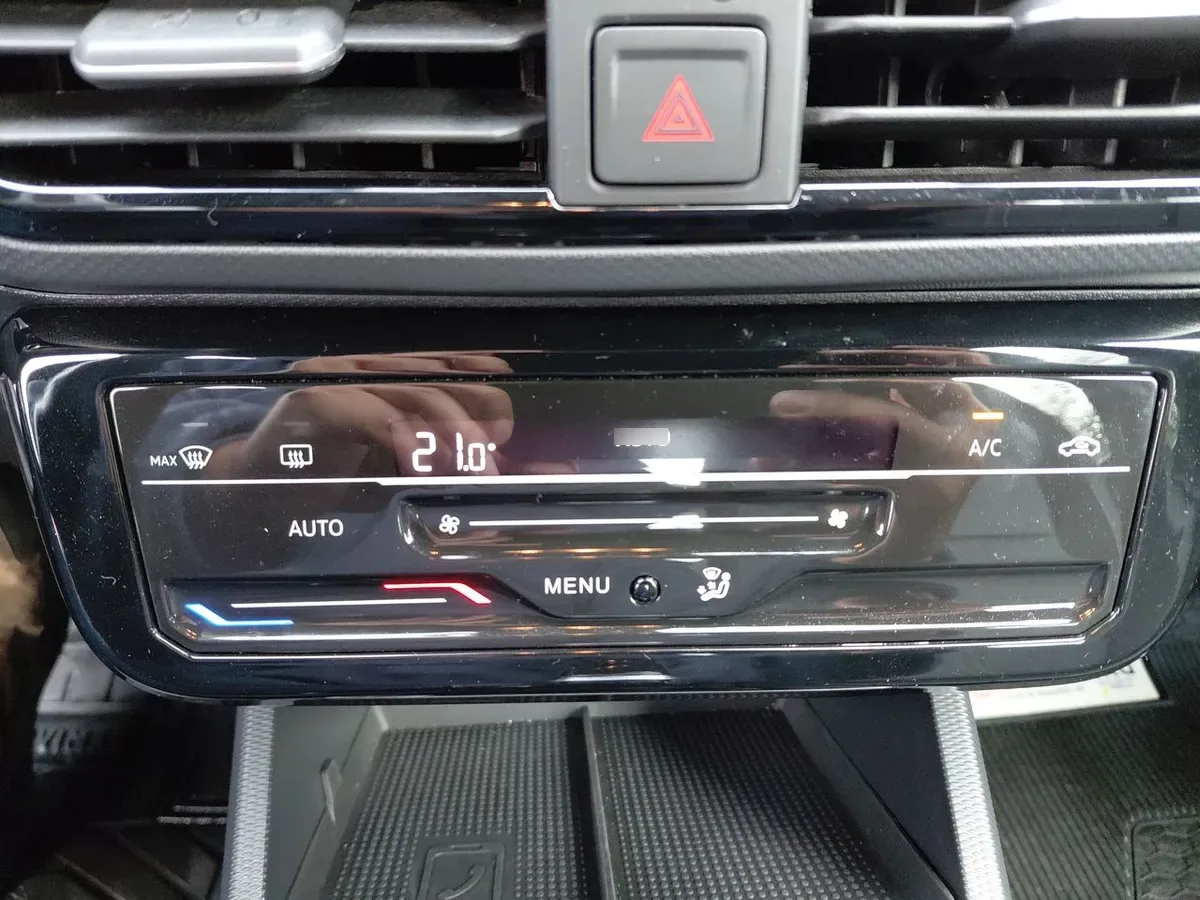 Volkswagen Tera 1.0 Tsi High 2wd At 5p año 2026