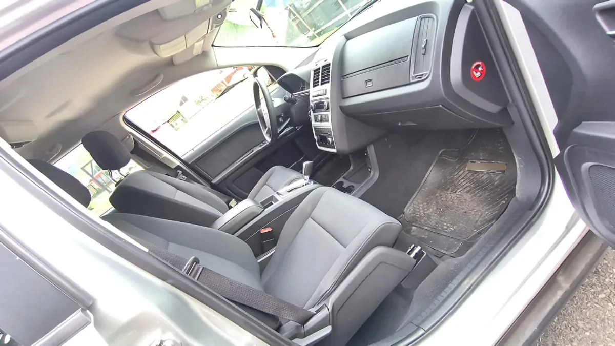 DODGE JOURNEY 2.4 At 2 Corridas año 2010