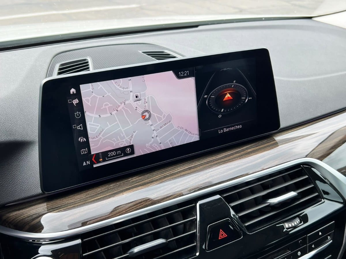 BMW 520i - año 2019