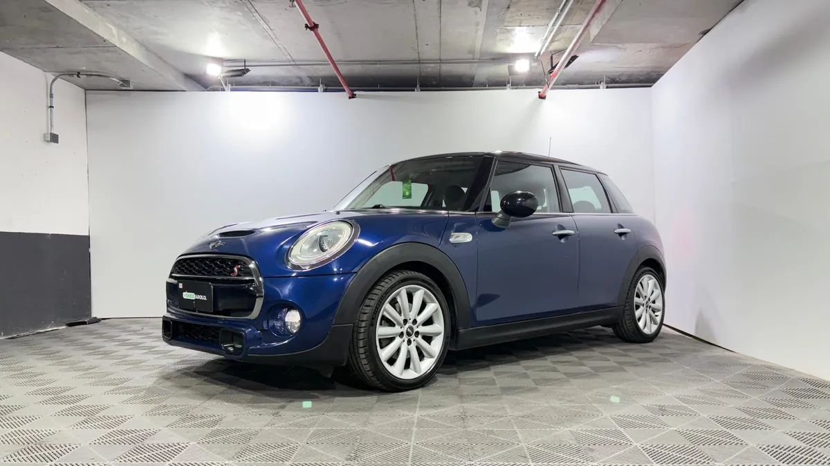 Mini Cooper S 2.0 S F56 At año 2015