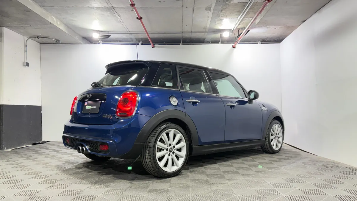 Mini Cooper S 2.0 S F56 At año 2015