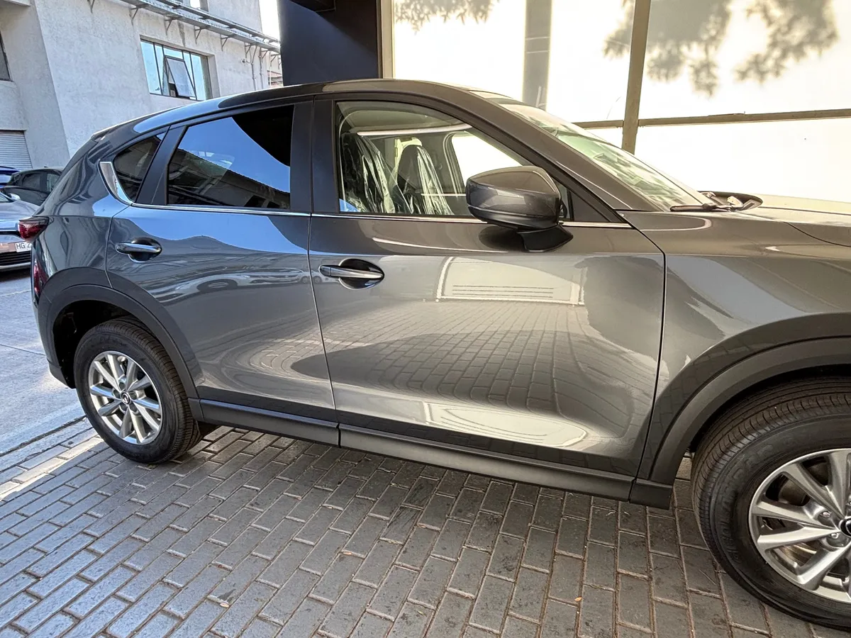 MAZDA CX-5 2.0 Core At año 2026