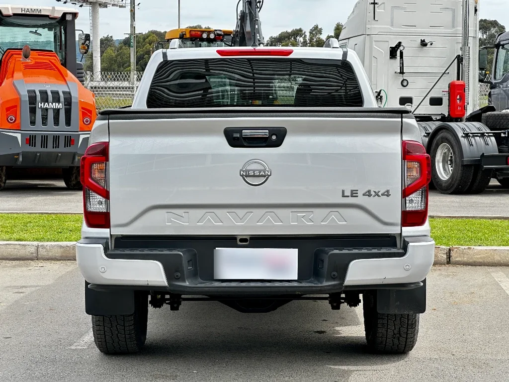 Nissan Navara Navara Dc 4x4 2.3tdi Le At año 2023