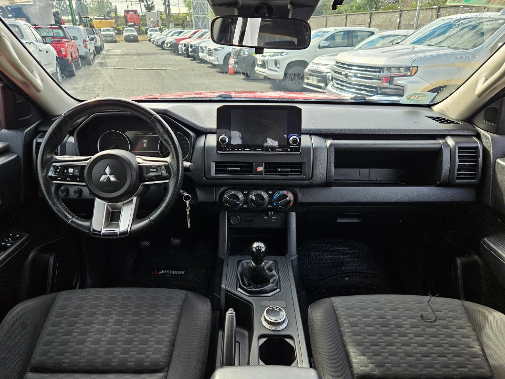 Mitsubishi L200 Katana Xrt 4x4 2.4 año 2024