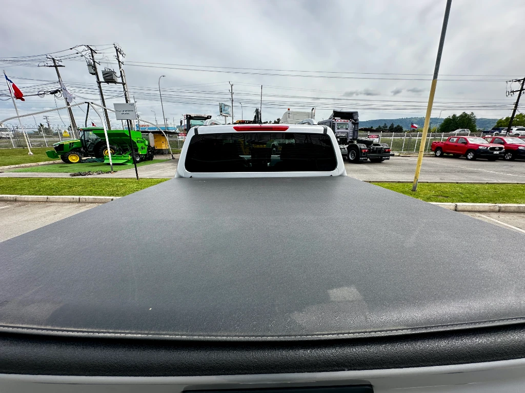 Nissan Navara Navara Dc 4x4 2.3tdi Le At año 2023