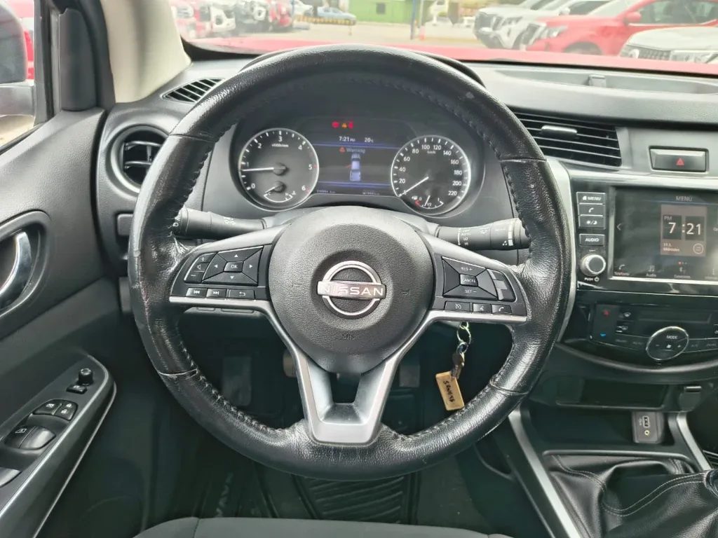 Nissan Navara Dc 4x2 2.3tdi Xe año 2023
