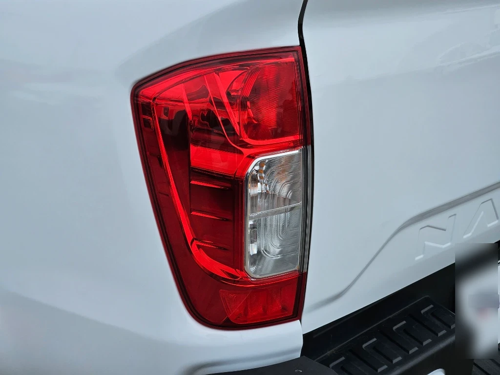 Nissan Navara Navara Dc 4x2 2.3tdi Xe año 2023
