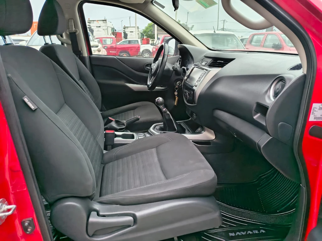 Nissan Navara Dc 4x2 2.3tdi Xe año 2023