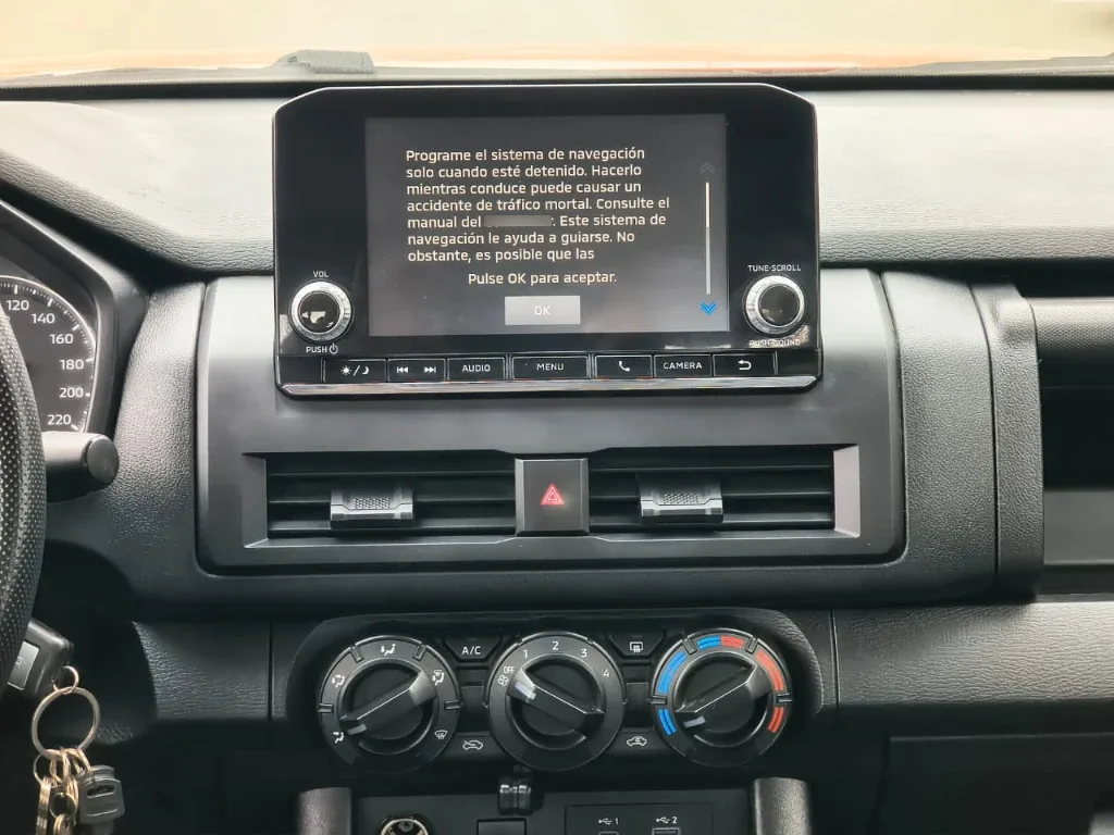 Mitsubishi L200 Katana D/c 2.4 Tdi Mt Xrt 4x4 año 2024