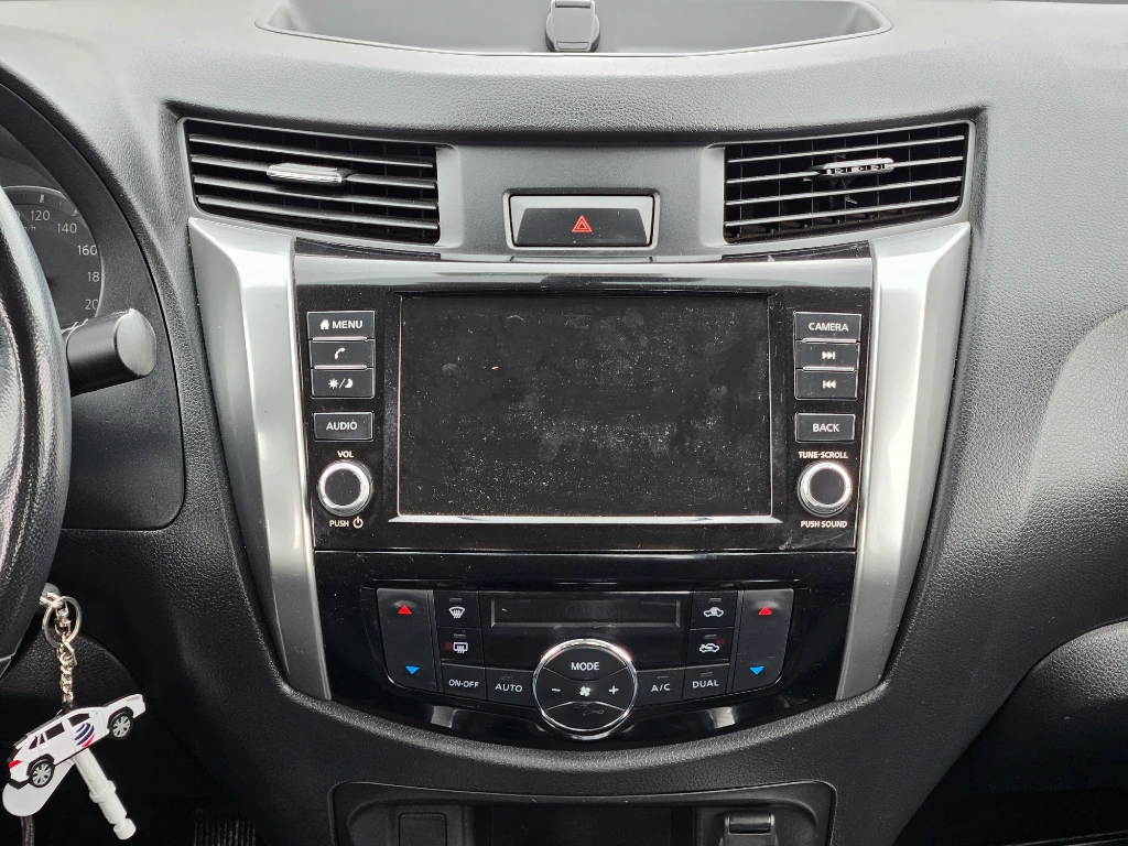 Nissan Navara Navara Dc 4x2 2.3tdi Xe año 2023
