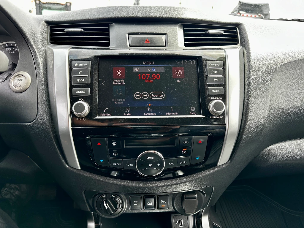 Nissan Navara Navara Dc 4x4 2.3tdi Le At año 2023