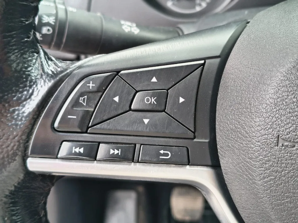 Nissan Navara Dc 4x2 2.3tdi Xe año 2023