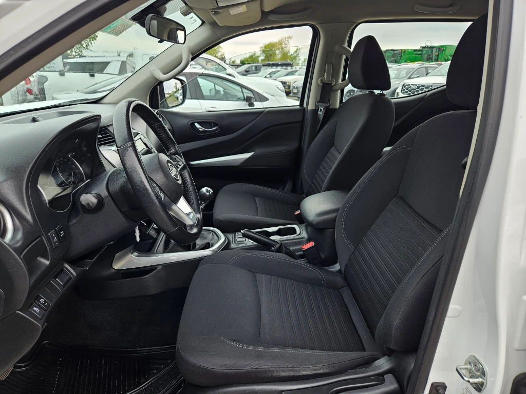 Nissan Navara Navara Dc 4x2 2.3tdi Xe año 2023