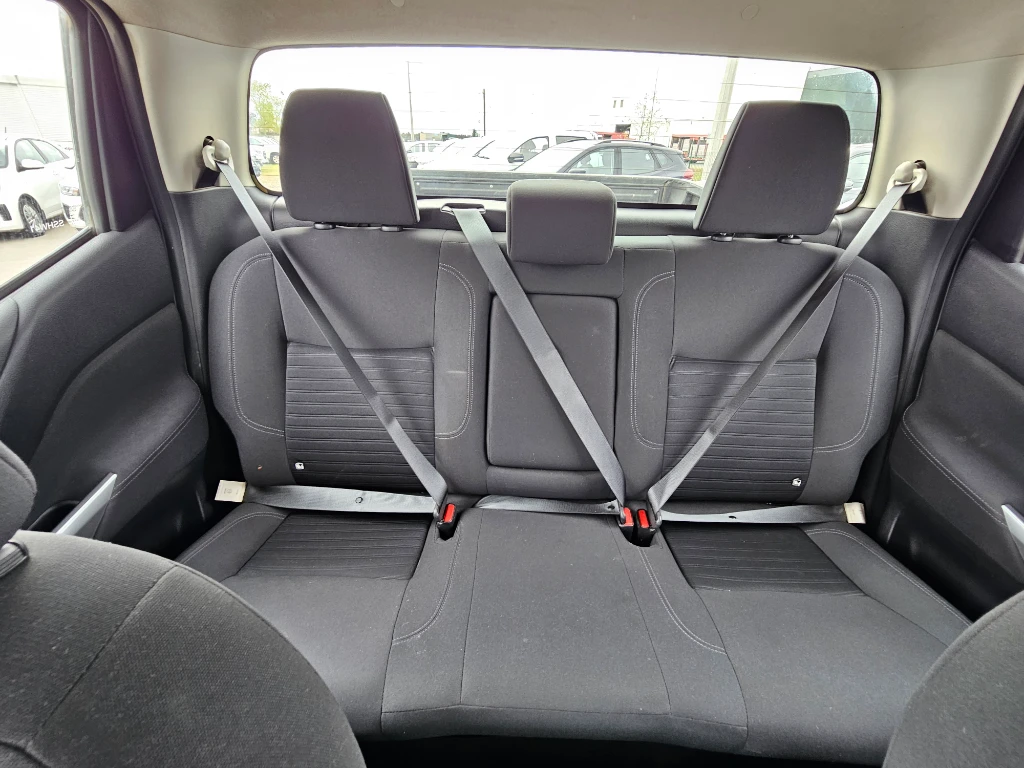 Nissan Navara Navara Dc 4x2 2.3tdi Xe año 2023