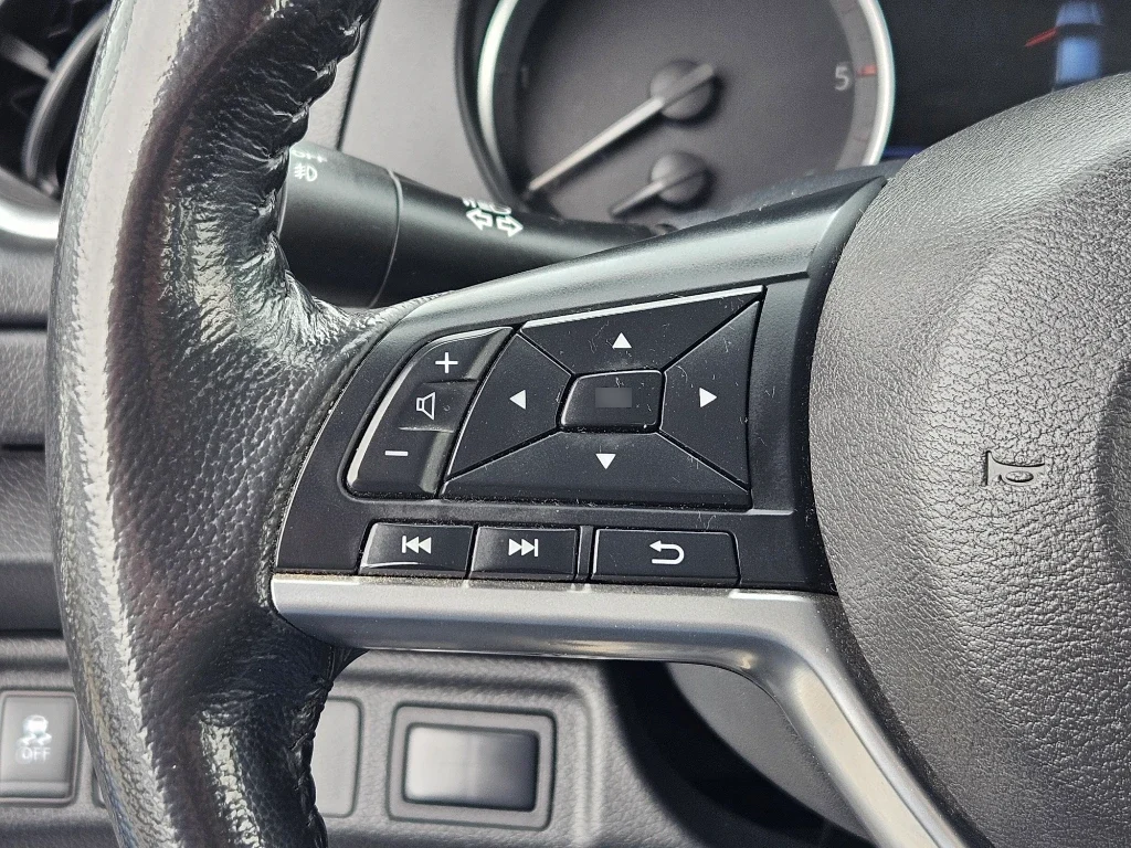 Nissan Navara Navara Dc 4x2 2.3tdi Xe año 2023