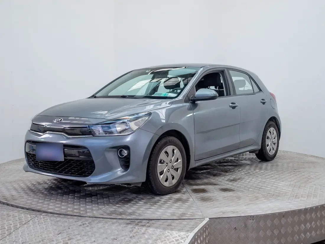 Kia Rio 5 Rio 5 1.4 Ex Ac 6mt 5p año 2018