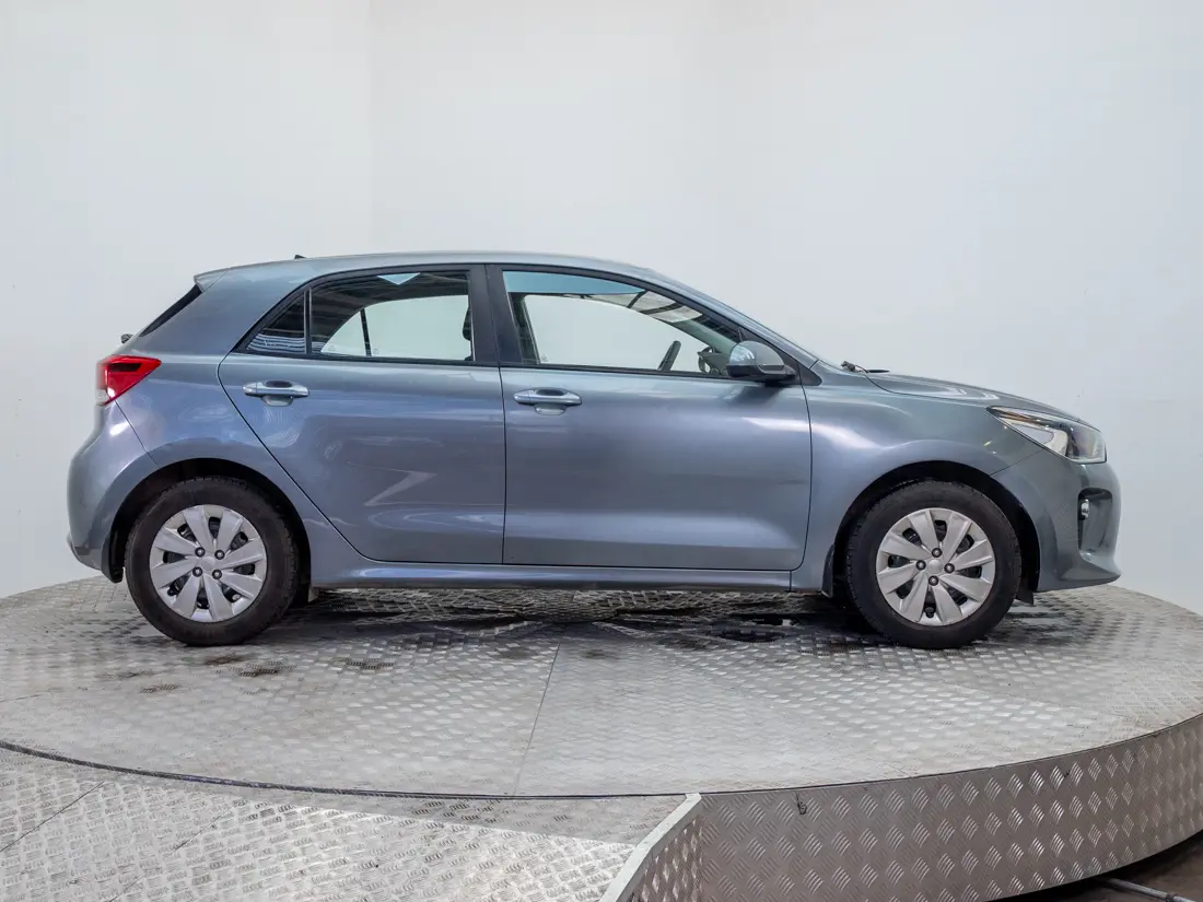 Kia Rio 5 Rio 5 1.4 Ex Ac 6mt 5p año 2018