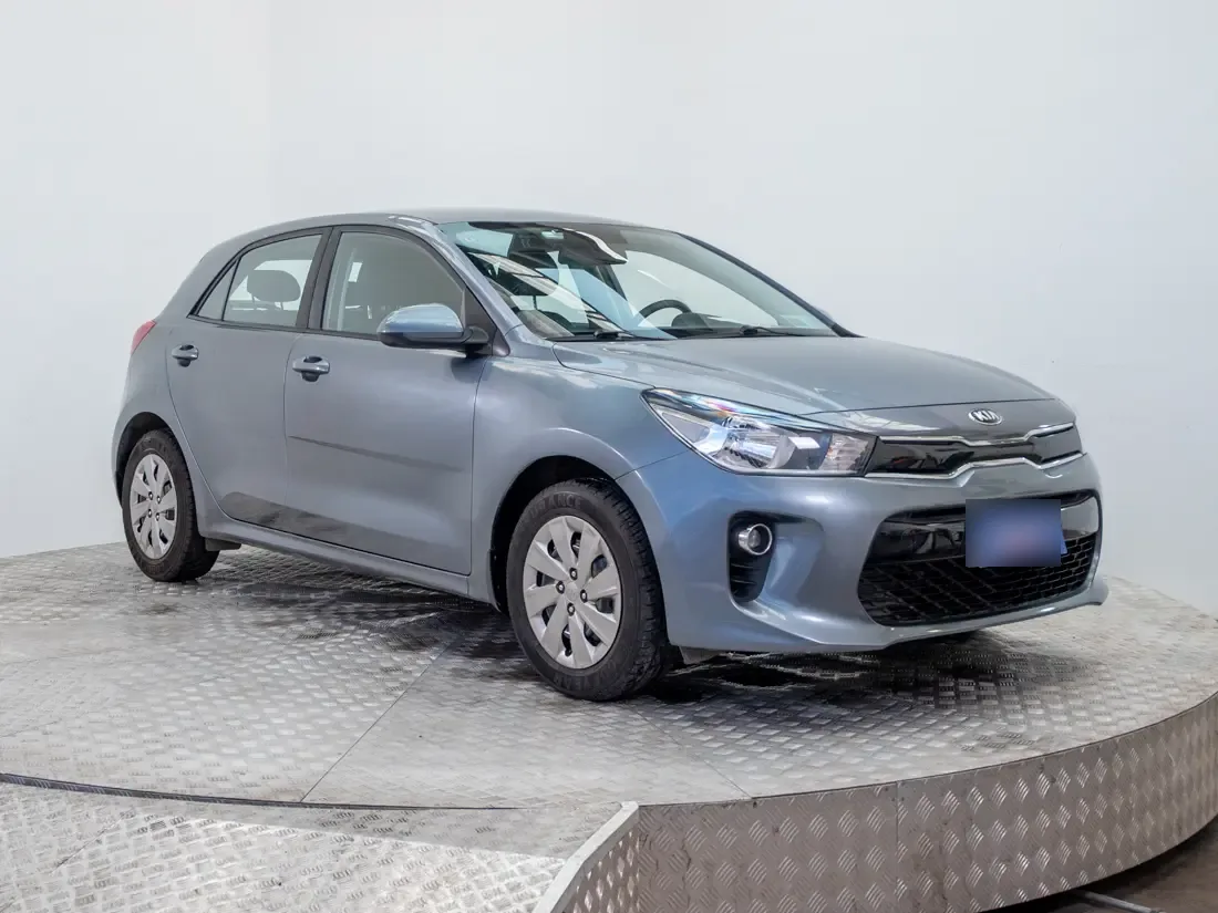 Kia Rio 5 Rio 5 1.4 Ex Ac 6mt 5p año 2018