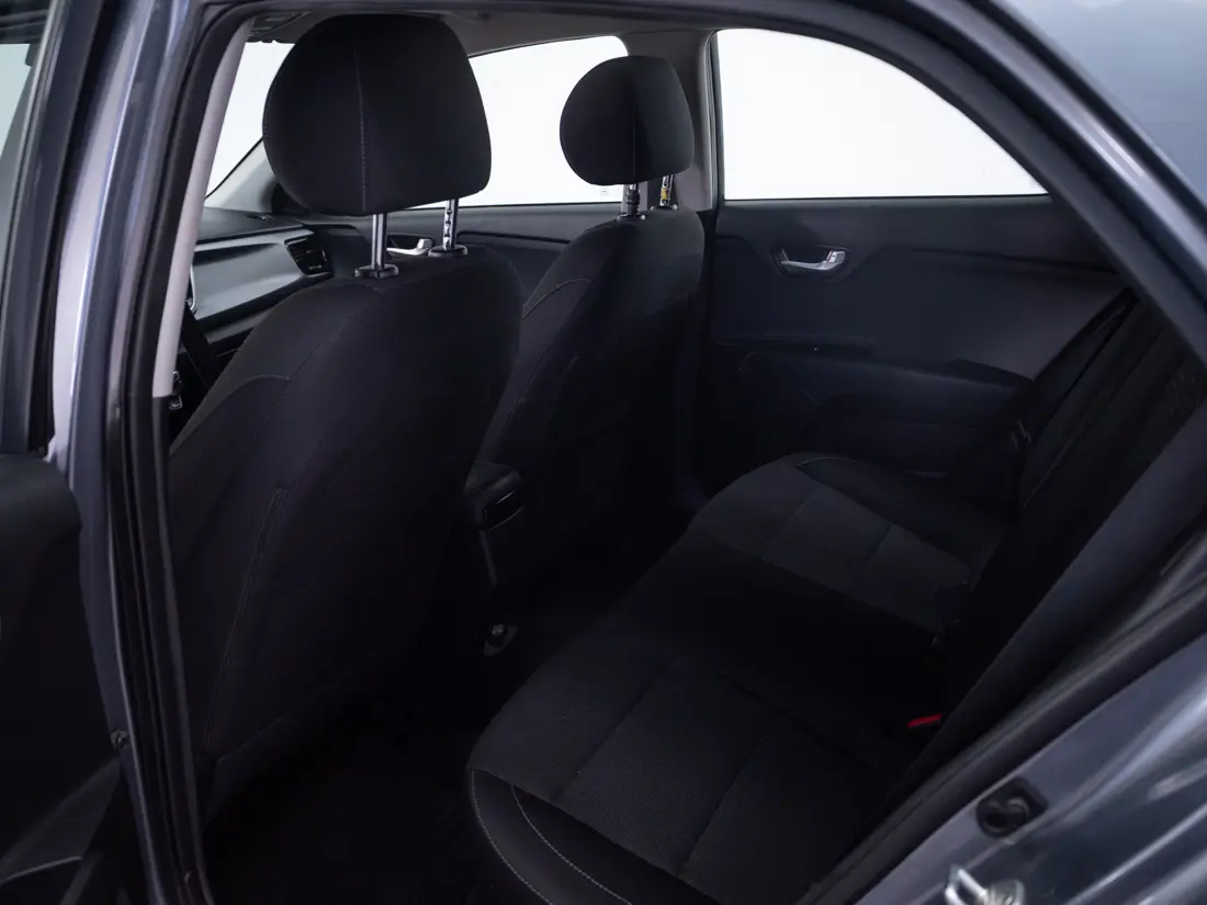 Kia Rio 5 Rio 5 1.4 Ex Ac 6mt 5p año 2018