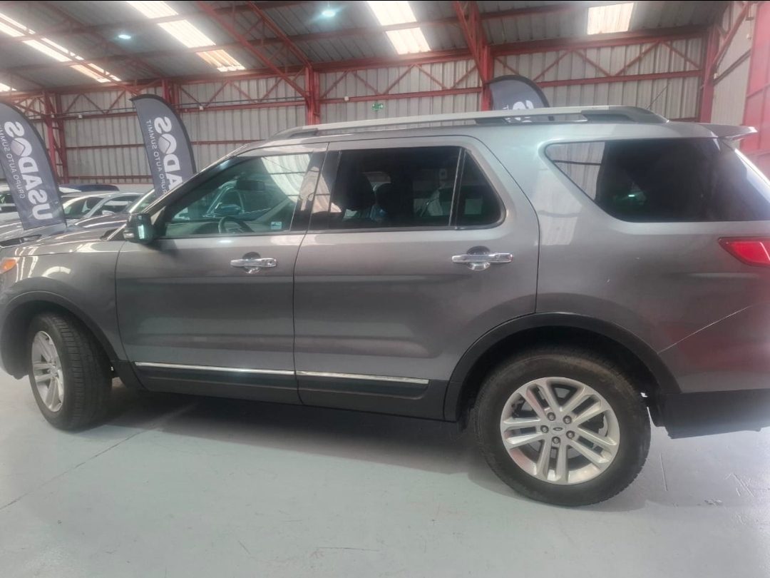 FORD EXPLORER Xlt 3.5 año 2015