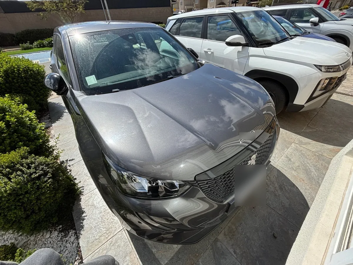PEUGEOT 2008 4x2 1.2 año 2023
