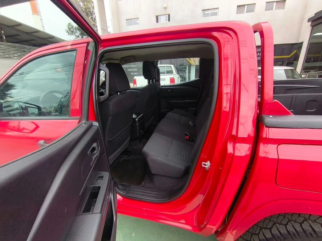 Mitsubishi L200 Katana Xrt 2.4 Mt 4x4 año 2024