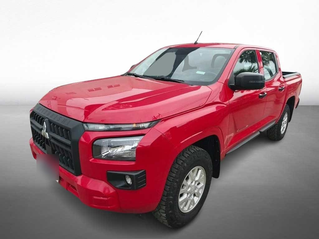 Mitsubishi L200 Katana Xrt 2.4 Mt 4x4 año 2024