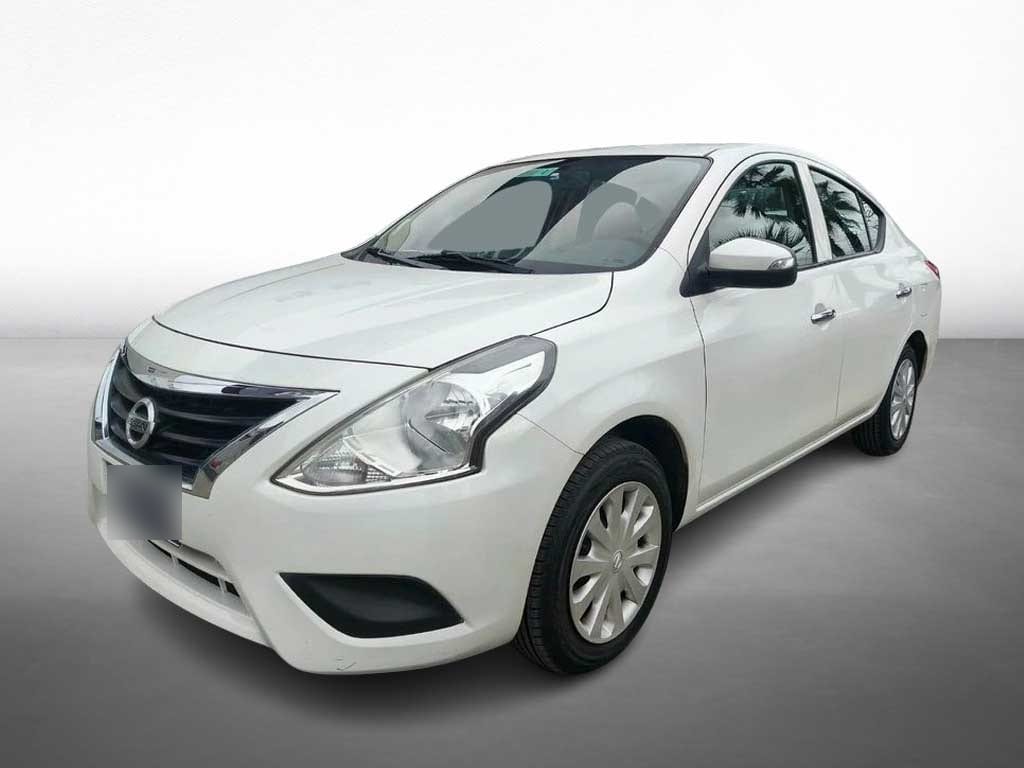 Nissan Versa Sense 1.6 At año 2021