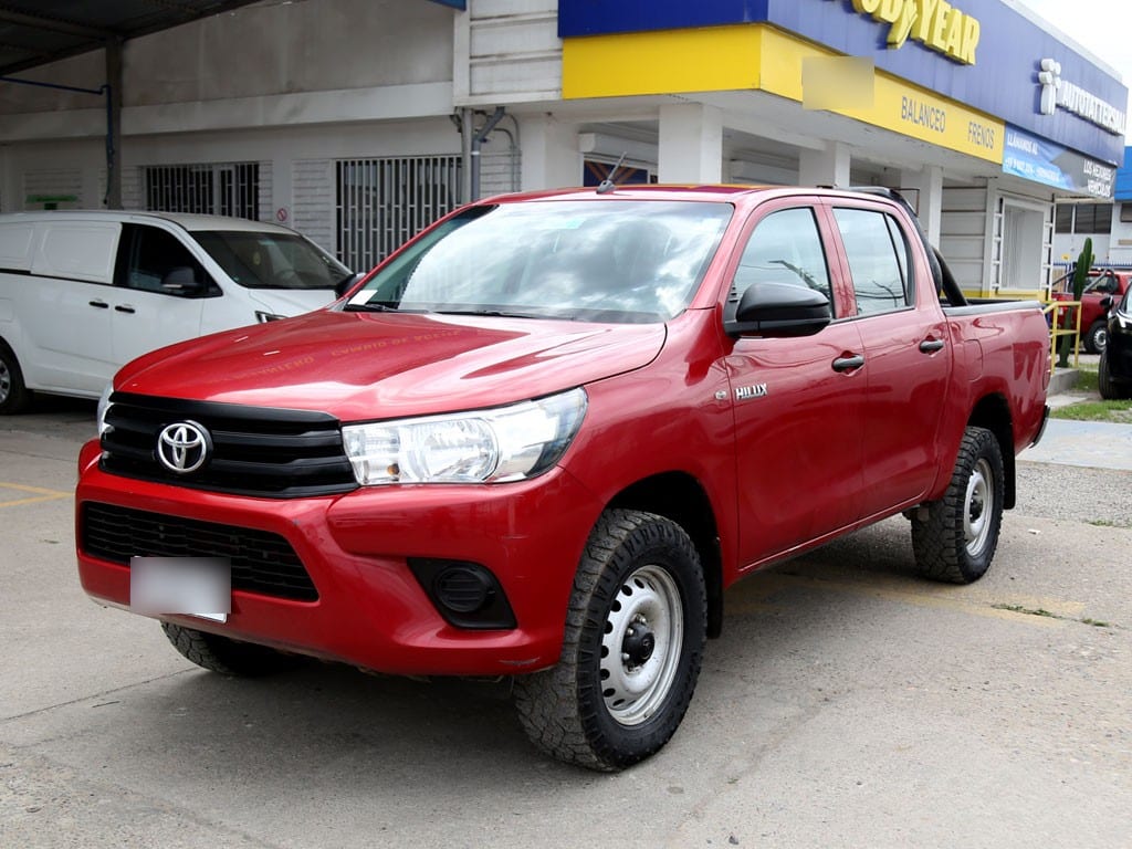 Toyota Hilux Pickup 4p 4x4 2.4 año 2022