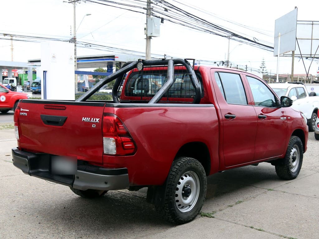 Toyota Hilux Pickup 4p 4x4 2.4 año 2022
