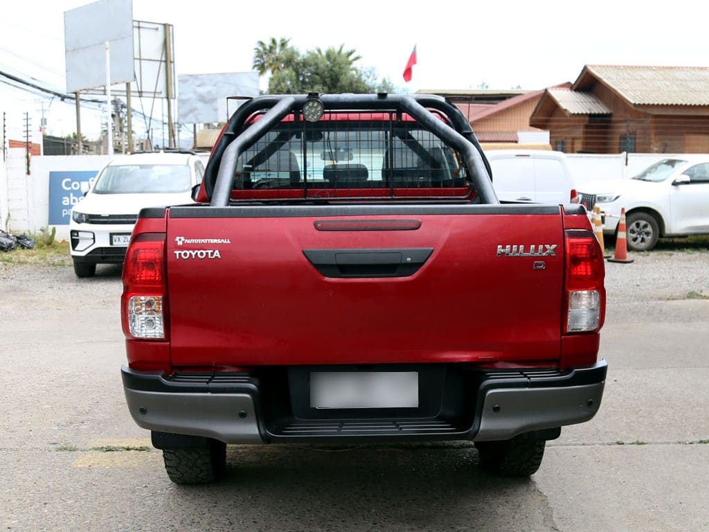 Toyota Hilux Pickup 4p 4x4 2.4 año 2022