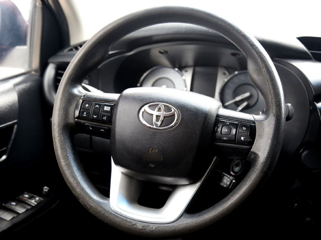 Toyota Hilux Pickup 4p 4x4 2.4 año 2022