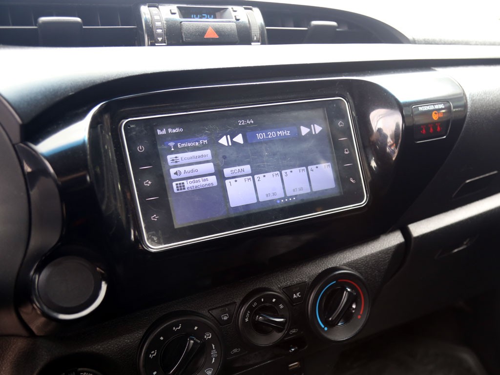 Toyota Hilux Pickup 4p 4x4 2.4 año 2022