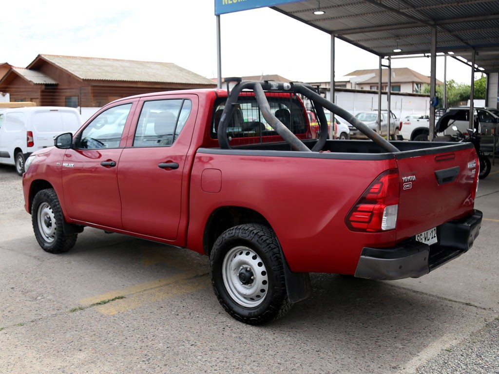 Toyota Hilux 2.4 Dx Diesel 4x4 año 2022