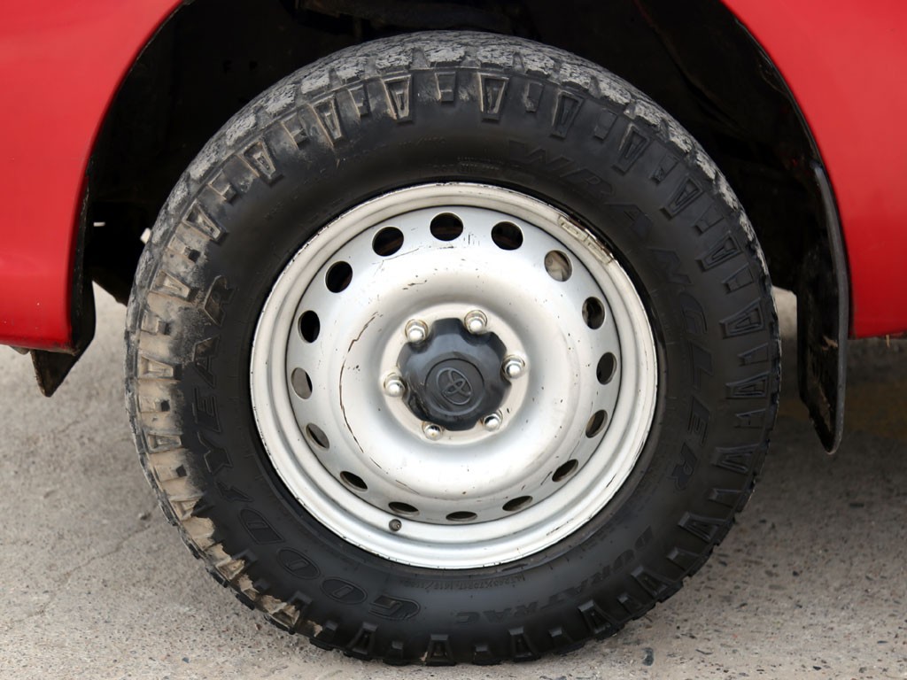 Toyota Hilux 2.4 Dx Diesel 4x4 año 2022