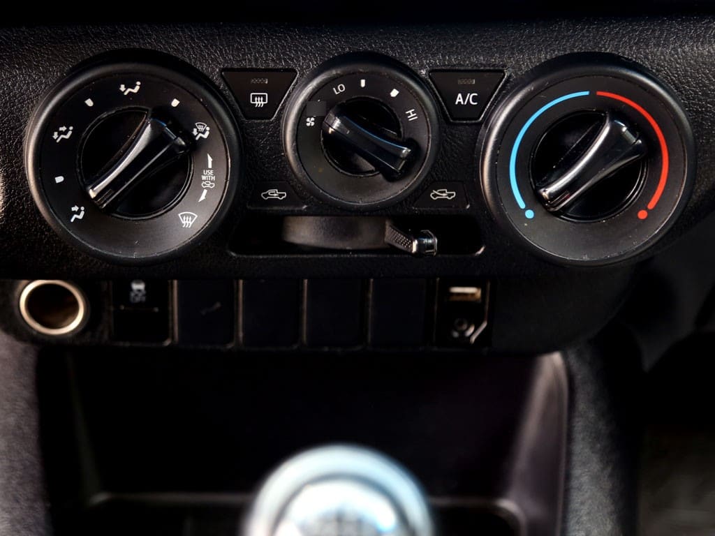 Toyota Hilux 2.4 Dx Diesel 4x4 año 2022