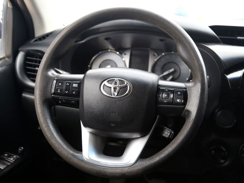 Toyota Hilux Pickup 4p 4x4 2.4 año 2022