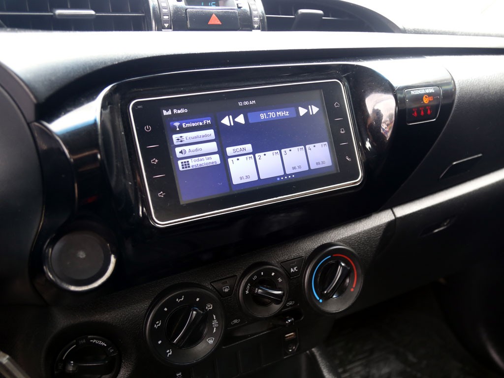 Toyota Hilux Pickup 4p 4x4 2.4 año 2022