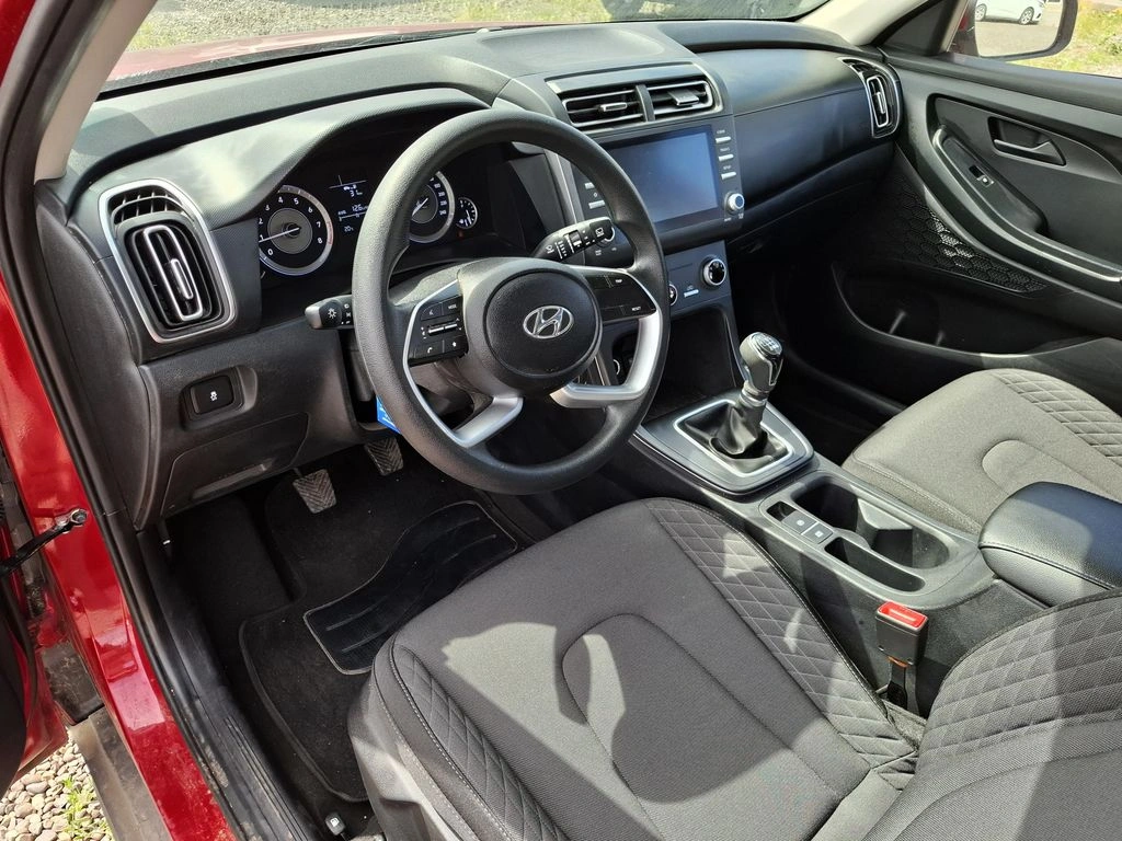Hyundai Creta 1.5 Su2i Plus Mt año 2024