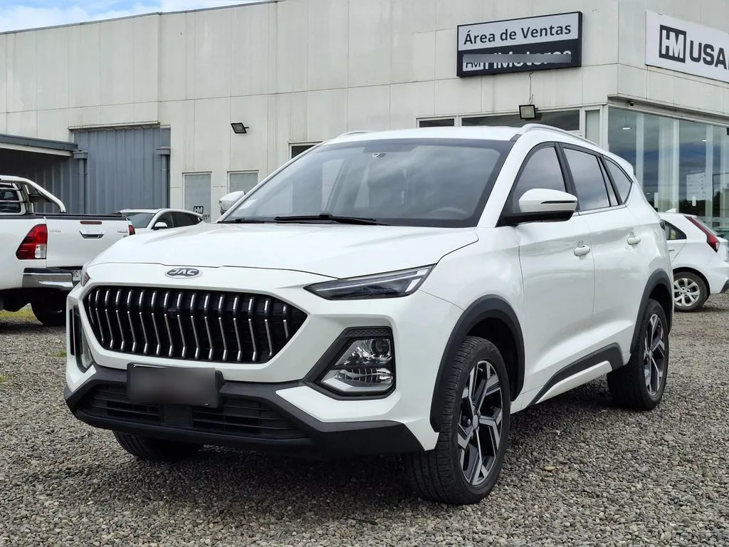 JAC Js8 Luxury 1.5 año 2023