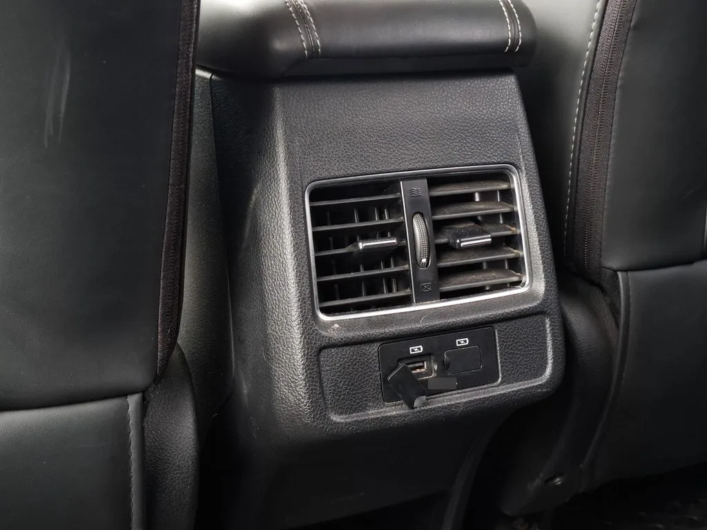 JAC Js8 Luxury 1.5 año 2023