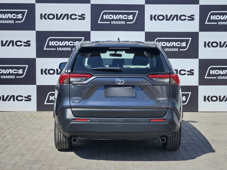 Toyota Rav4 2.0 Le At año 2024
